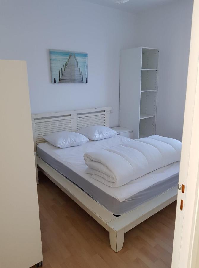 Apartamento Appart Cosy Plein Centre Saint-Pol-de-Léon Exterior foto